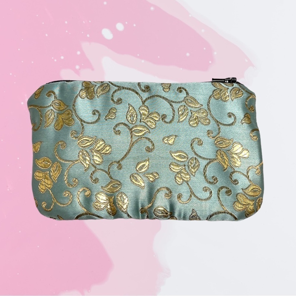 Waterproof Essential Oil Bag- Green Paisley Satin - Picture 3 of 5